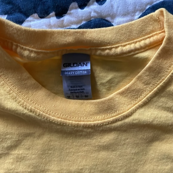 [Gildan] University of Michigan Shirt - Picture 3 of 5